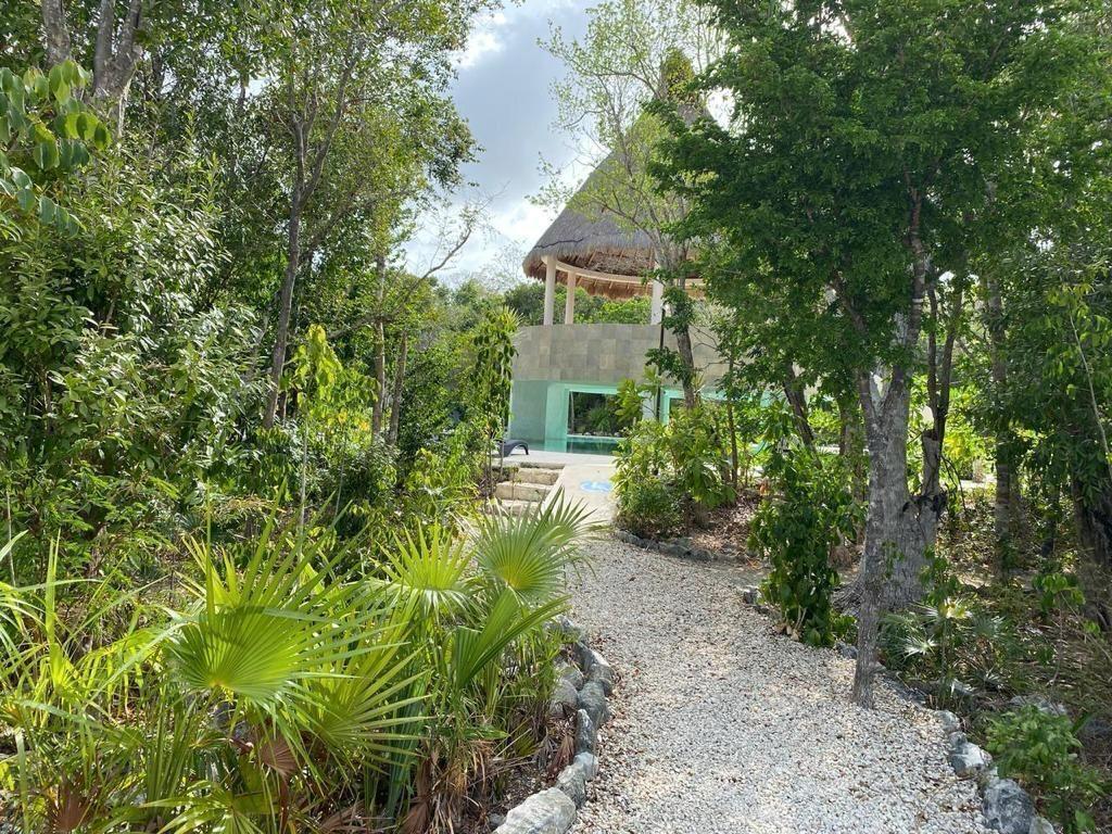Terreno en venta en Puerto Morelos, Aldea Ha — 9