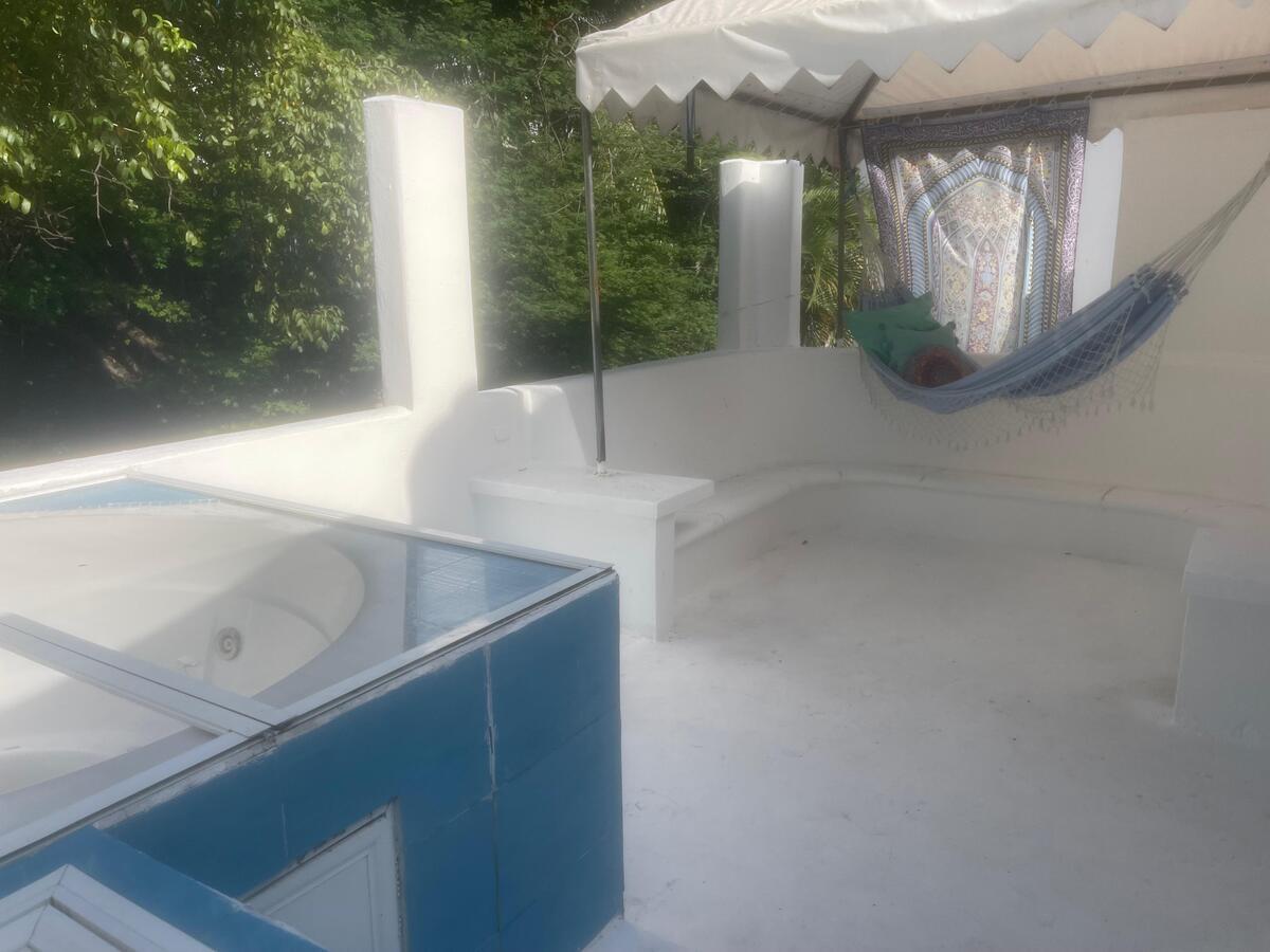 Edificio en venta en Playa del Carmen, Tohoku — 5