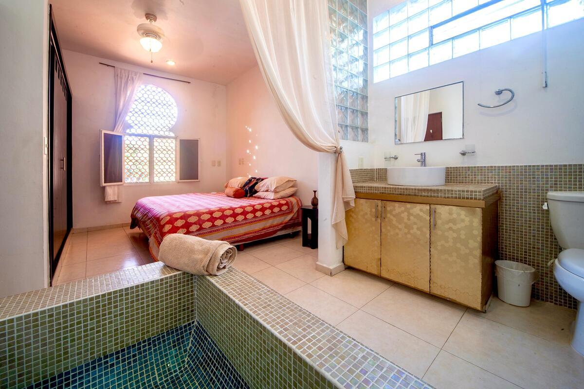 Edificio en venta en Playa del Carmen, Tohoku — 12