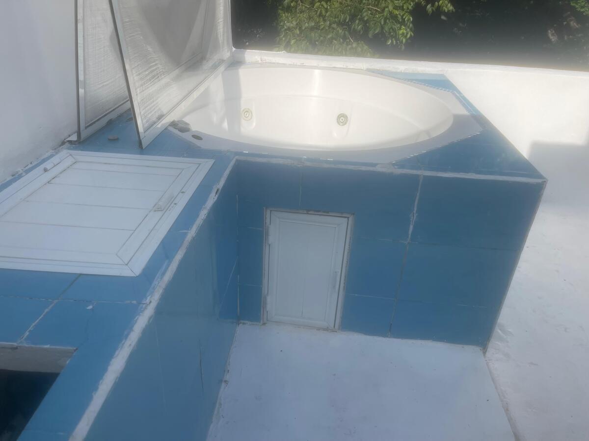 Edificio en venta en Playa del Carmen, Tohoku — 24